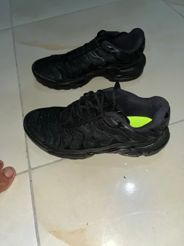 Tenis nk novo
