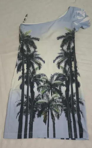 Vestido pouco usado bem conservado 