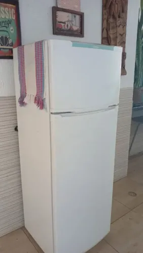 Geladeira branca Consul 280lts