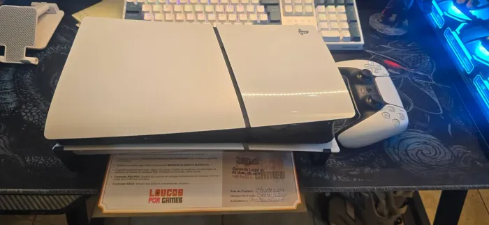 Ps5 slim com leitor de mídia física