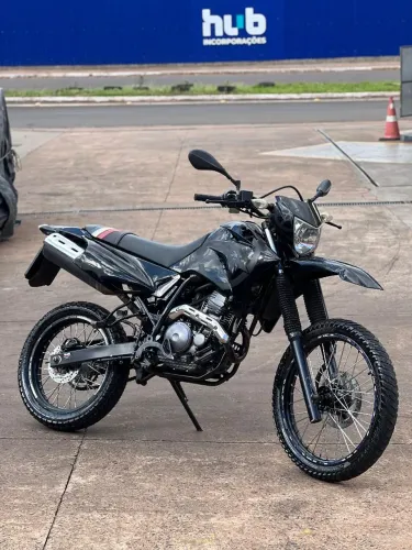 LANDER 250 2009 venda ou troco por fan 125 ou biz
