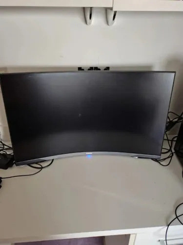 Monitor Gamer Curvo Samsung Odyssey G5 32 Polegadas QHD 165Hz 1ms