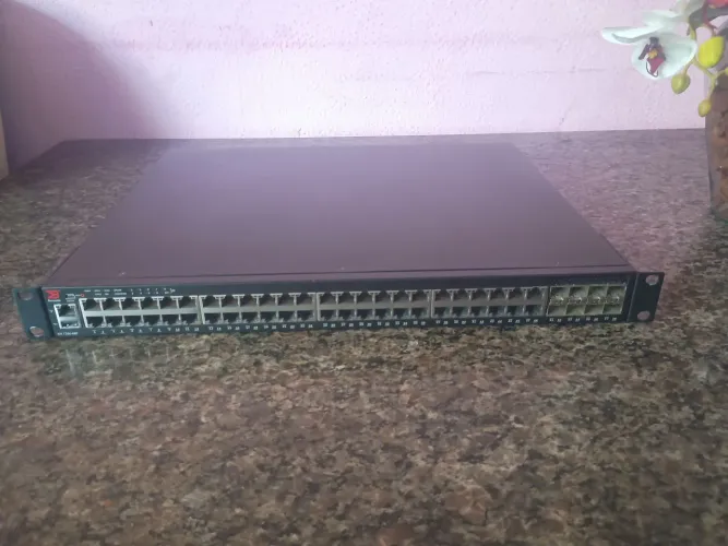 ( switch ) Brocade ICX 7250-48P-2X10G
