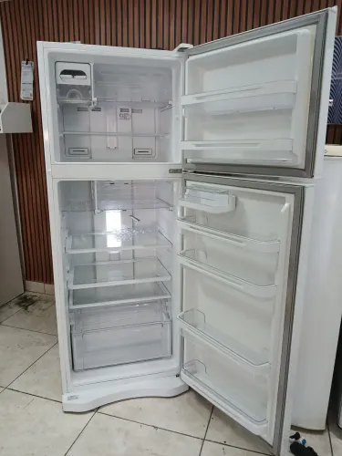 Geladeira Electrolux 440 litros Frost Free 