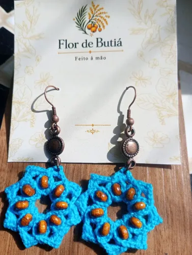Brinco em crochê da Flor de Butiá