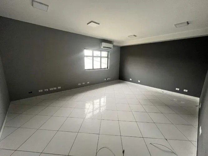 Sala Comercial 134m² com 4 Salas e Ar-Condicionado Jardim do Mar | SBC
