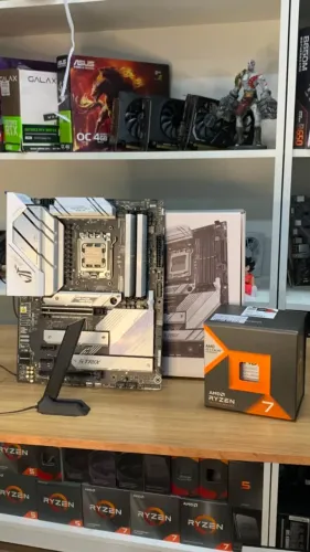 KIT - RYZEN 7 7800X3D - 32GB RAM JUHOR 6000MHZ - ASUS ROG STRIX B650M-A WIFI