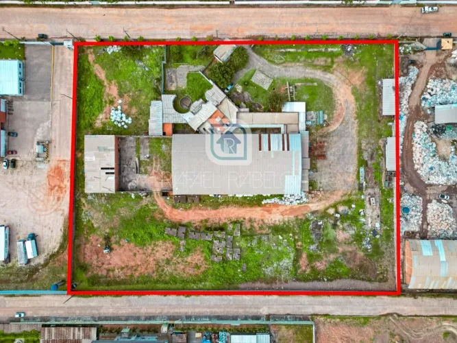 Galpão com 15,823m² para alugar no Jabuti.