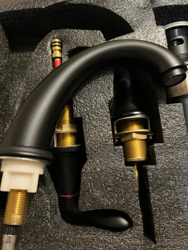 Torneira metal preto fosco para quente / frio. Categoria premium trazida dos EUA.