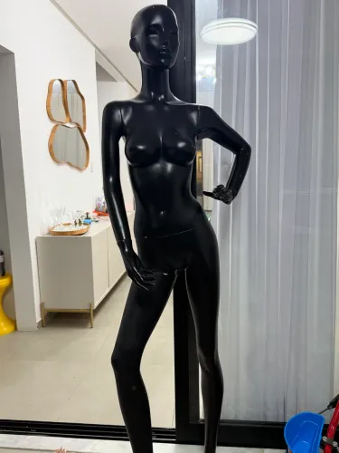 Manequim feminino