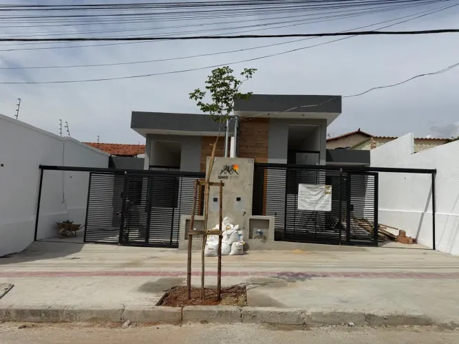 Casa 3 quartos 1 suite 2 Vagas 180 metros - Plana