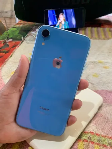 iPhone XR