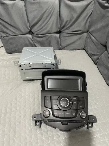 VENDO RADIO GM CRUZE 2014/2015 NOVO