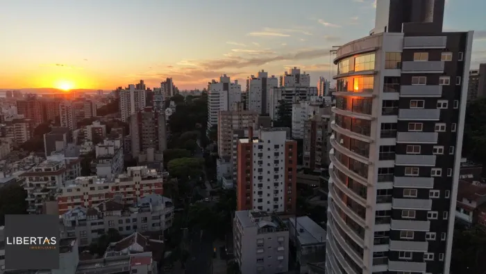 Cobertura 4 dormitórios à venda Bela Vista Porto Alegre/RS