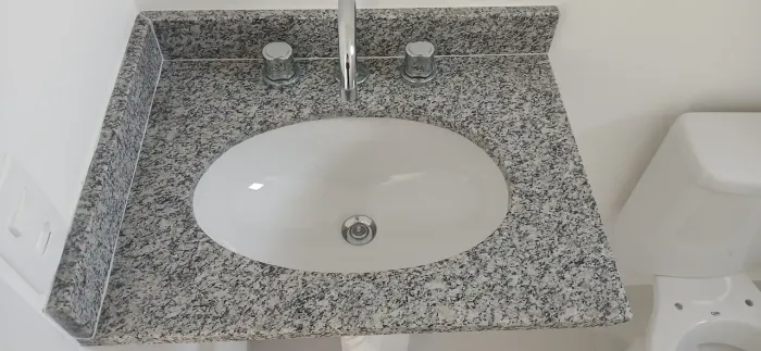 Pia de granito banheiro