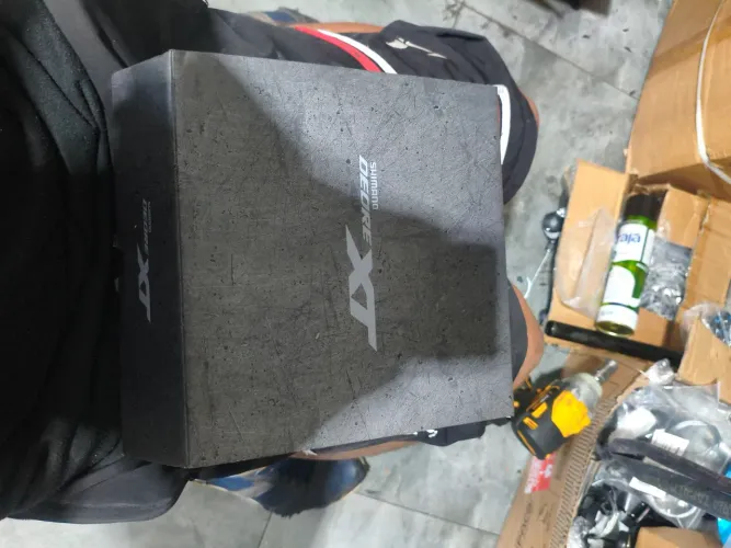 Freio deore XT ( traseiro )