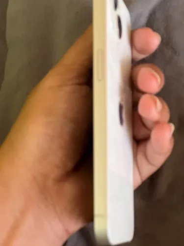 iPhone 13 normal