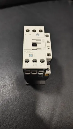Contactora Eaton 40a Trifásico DILM25 - 10