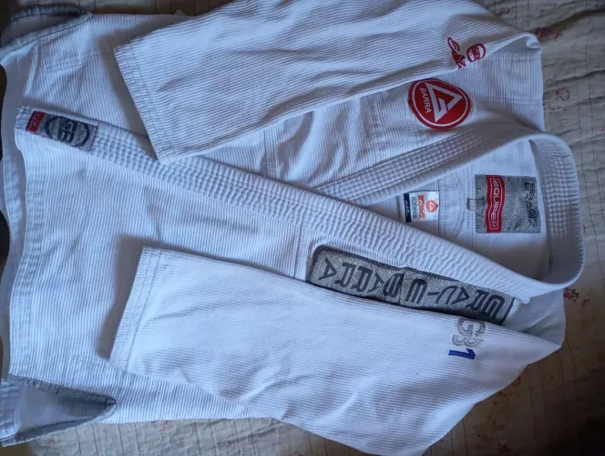 Kimono Gracie Barra gb1