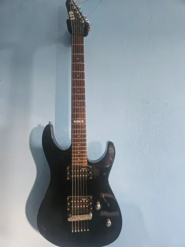 Guitarra ltd m10