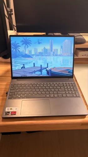 Notebook LeNovo Ideapad Slim 3 Ryzen 7 8gb 512gb SSD AMD Radeon Graphics 15.3 (1920x1200)