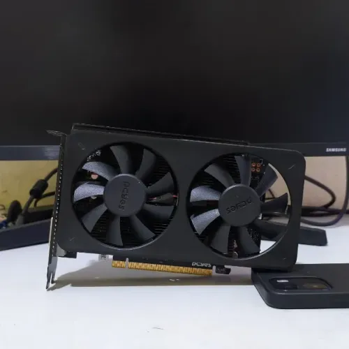 Placa de Vídeo RX 550 4GB PCYes