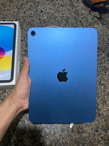 VENDE-SE iPad 11 (A16) - Cor Azul