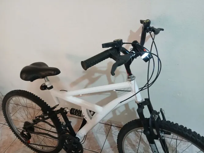 Mountain bike seminova