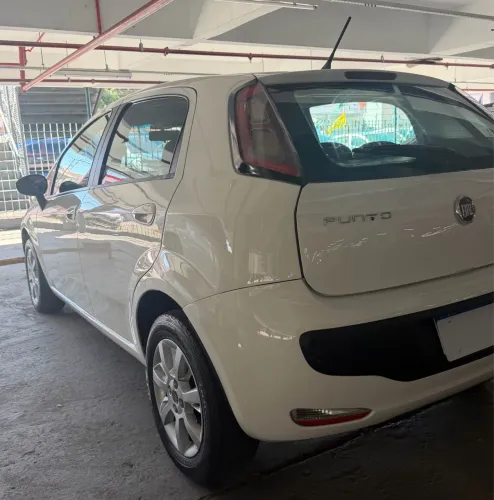 Fiat Punto Attractive 1.4 Fire Flex 8V 5P 2013