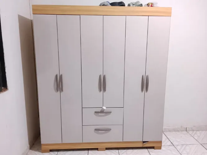 Vendo guarda roupa