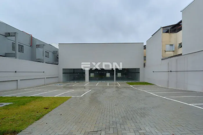 Sala Comercial 243M² Seminário