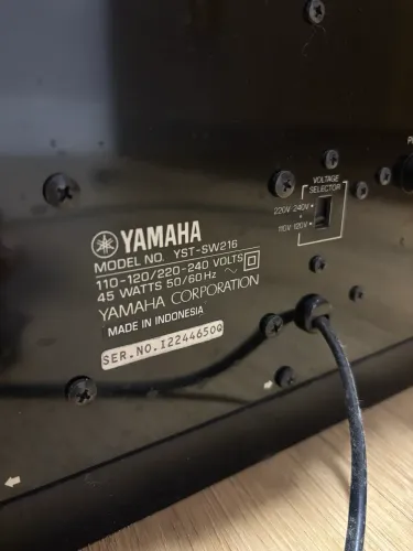 Subwoofer Yamaha YST SW216