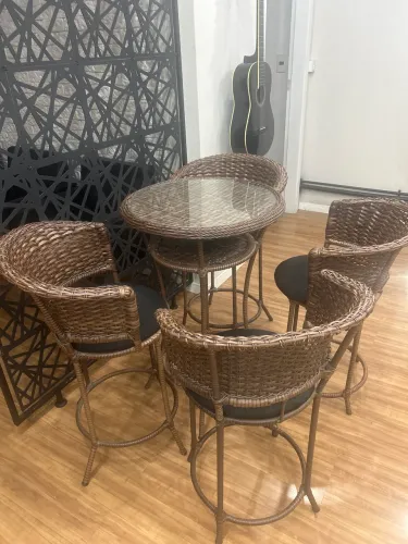 Mesa ratam 4 banquetas