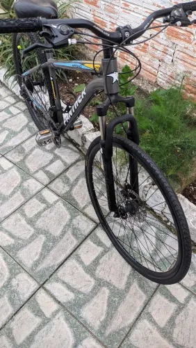 Bicicleta aro 29 + brinde 2 pneus novos + câmaras + bomba de encher pneu