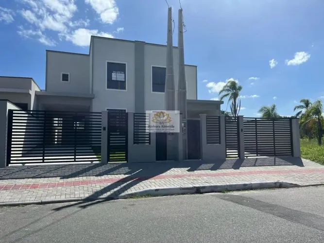 SOBRADO NOVO BAIRRO NOVA ESPERANÇA, em Balneário Camboriú/SC