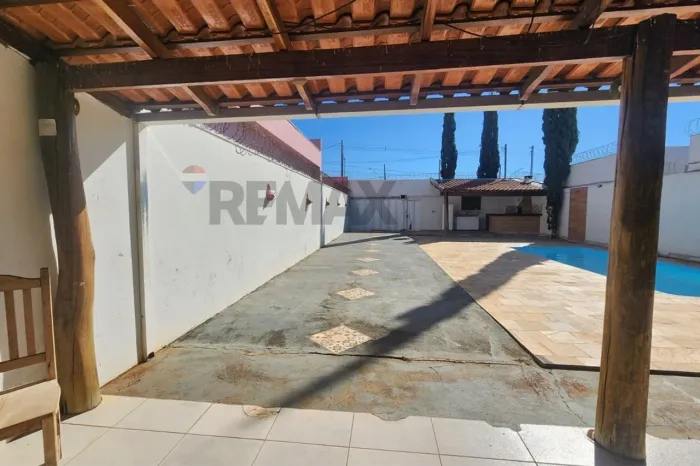 Área de Lazer Completa em Vila São José, Passos/MG