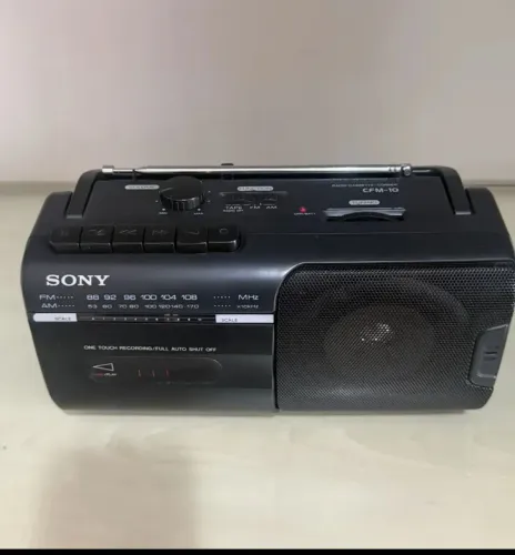 Rádio toca fitas Sony