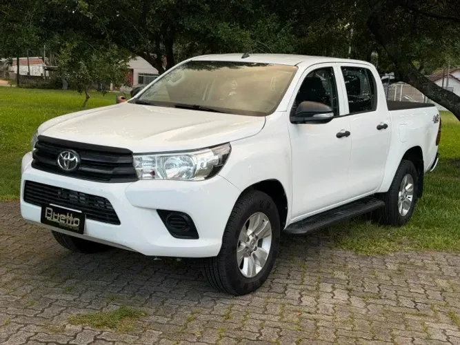 Toyota Hilux CD 4X4 2.8 Diesel Mec. 2020