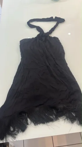 Vestido com franjas preto