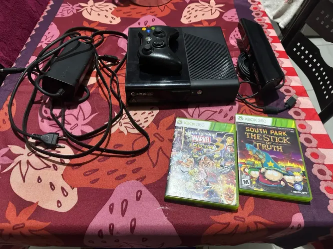 Xbox 360 Super Slim (2015)