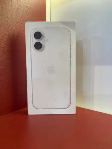 ?iphone 16 128giga branco lacrado ?