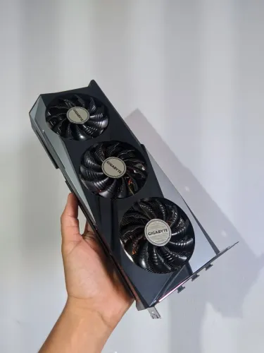RX7600 8GB GIGABYTE