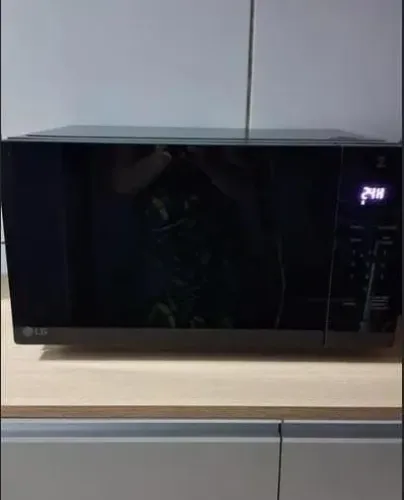 Micro-ondas LG 30L Preto Solo NeoChef