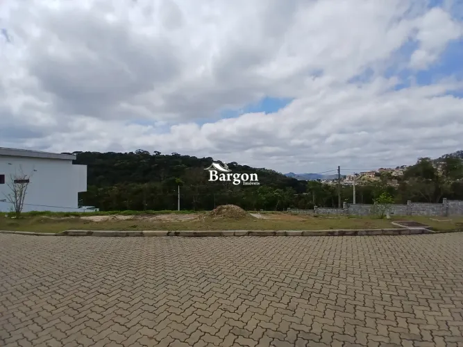 Terreno com 636m² à venda no Aero Ville Residências no Bairro Aeroporto em Juiz de Fora