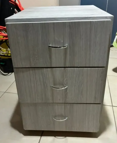 Gaveteiro com 3 gavetas