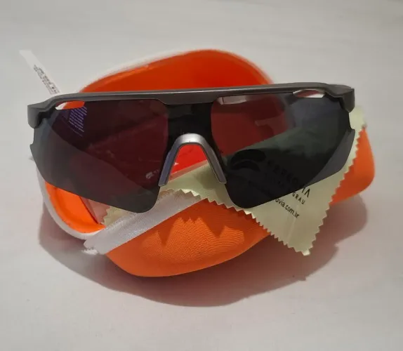 Óculos de Sol Esportivo Ferrovia