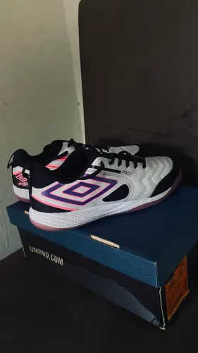Umbro pro 5 bump