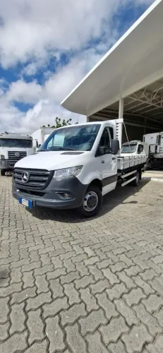 Mb sprinter 516 ano 2022 com carroceria de madeira de 4.50