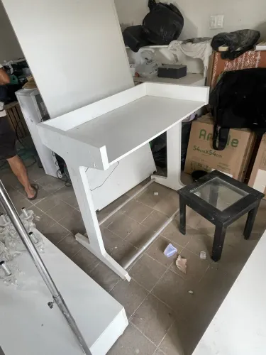 PLATAFORMAS E BANCADAS PARA LOJAS