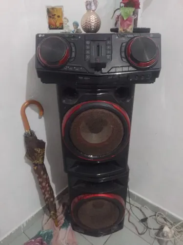 Vendo som para consertar
